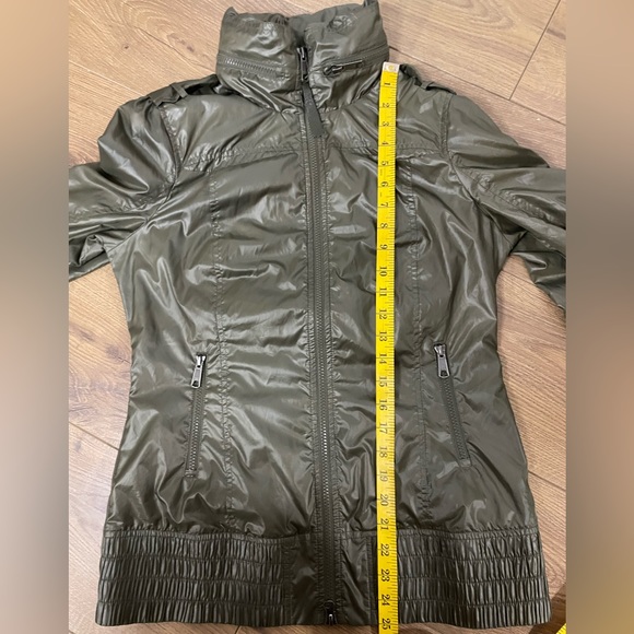 Mackage Perla Army Green Packable Lightweight Hooded Jacket Medium EUC - Picture 8 of 9